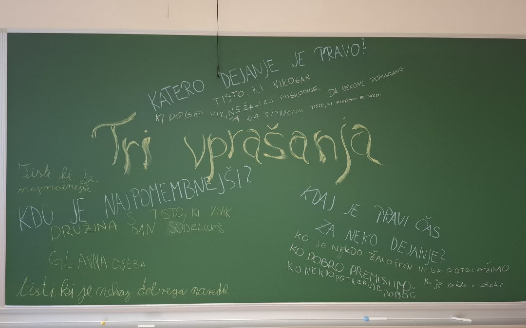 Projekt Noč knjige: Tri vprašanja